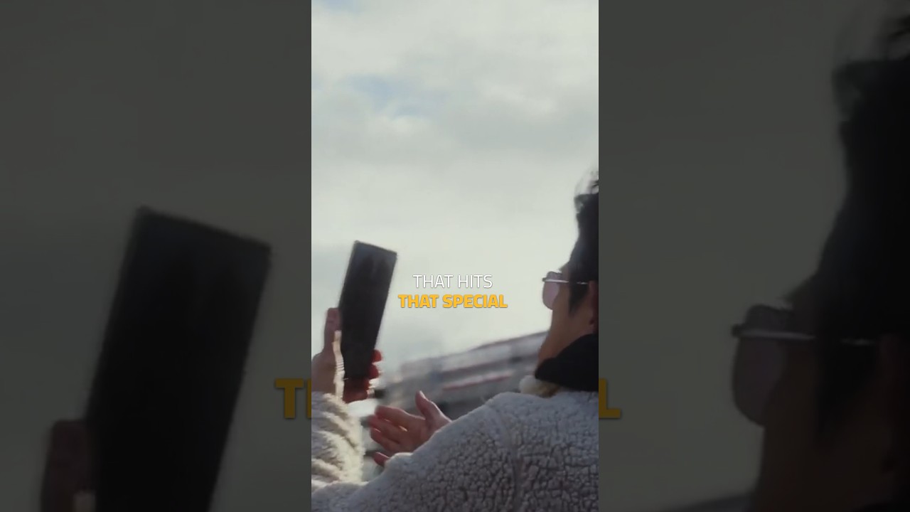 📸🌆 Capturing the unexpected moments in the city? ✨ 