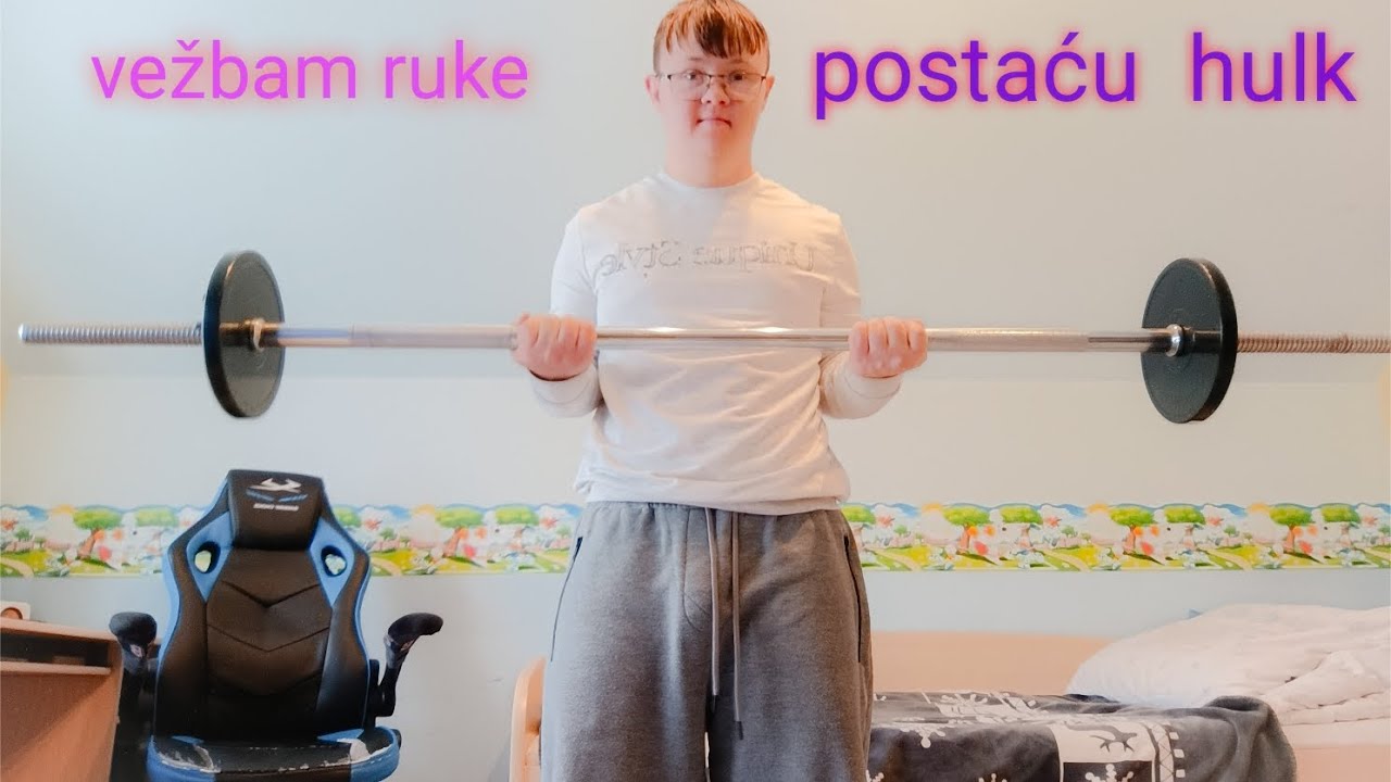 Vežbam ruke postaću  hulk