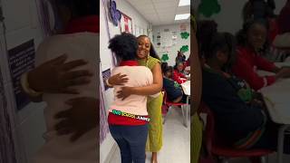 School Jumped On Trend To Let Kids Appreciate Their Teachers In The Sweetest Way... Beautiful