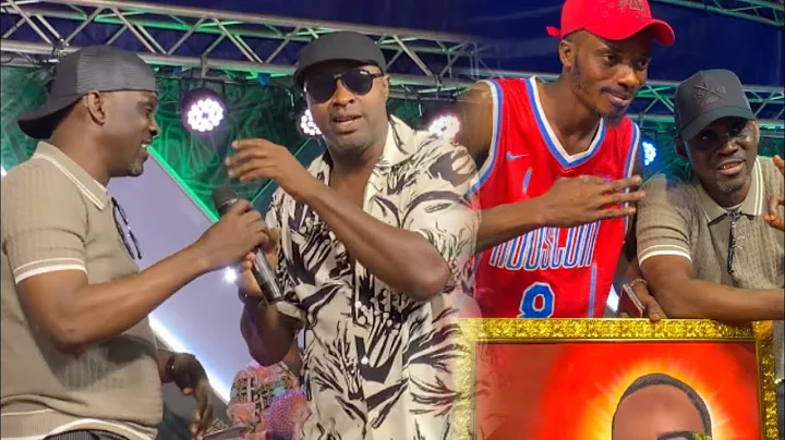 TWO FIGHTER! FEMI ADEBAYO DRAG MIC WITH ALABI PASUMA ON STAGE @ TROPHY CONCERT 2025