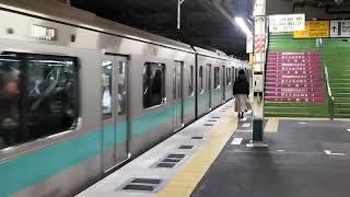 E233系2000番台マト９編成松戸駅発車