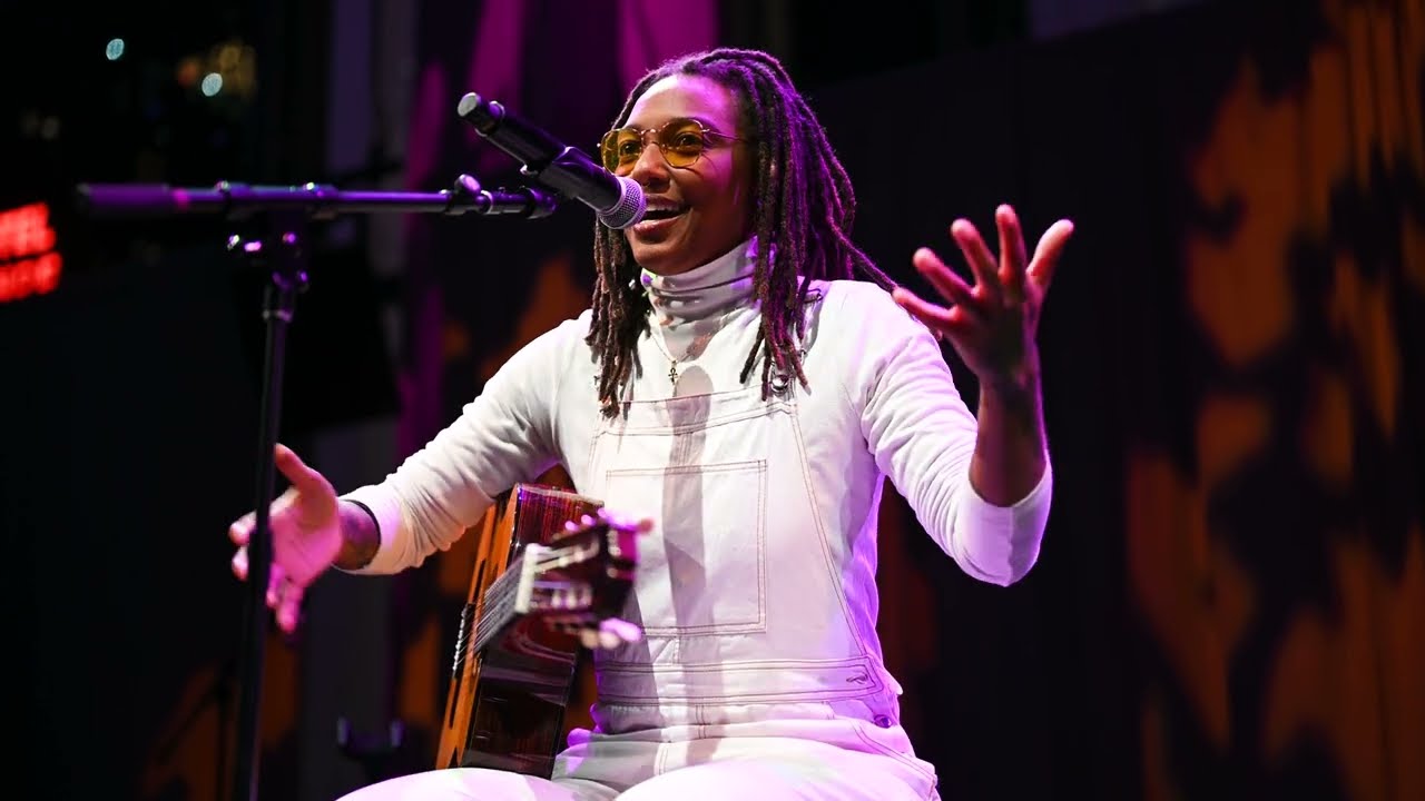 Bia Ferreira (Brazil) - globalFEST at Lincoln Center - YouTube