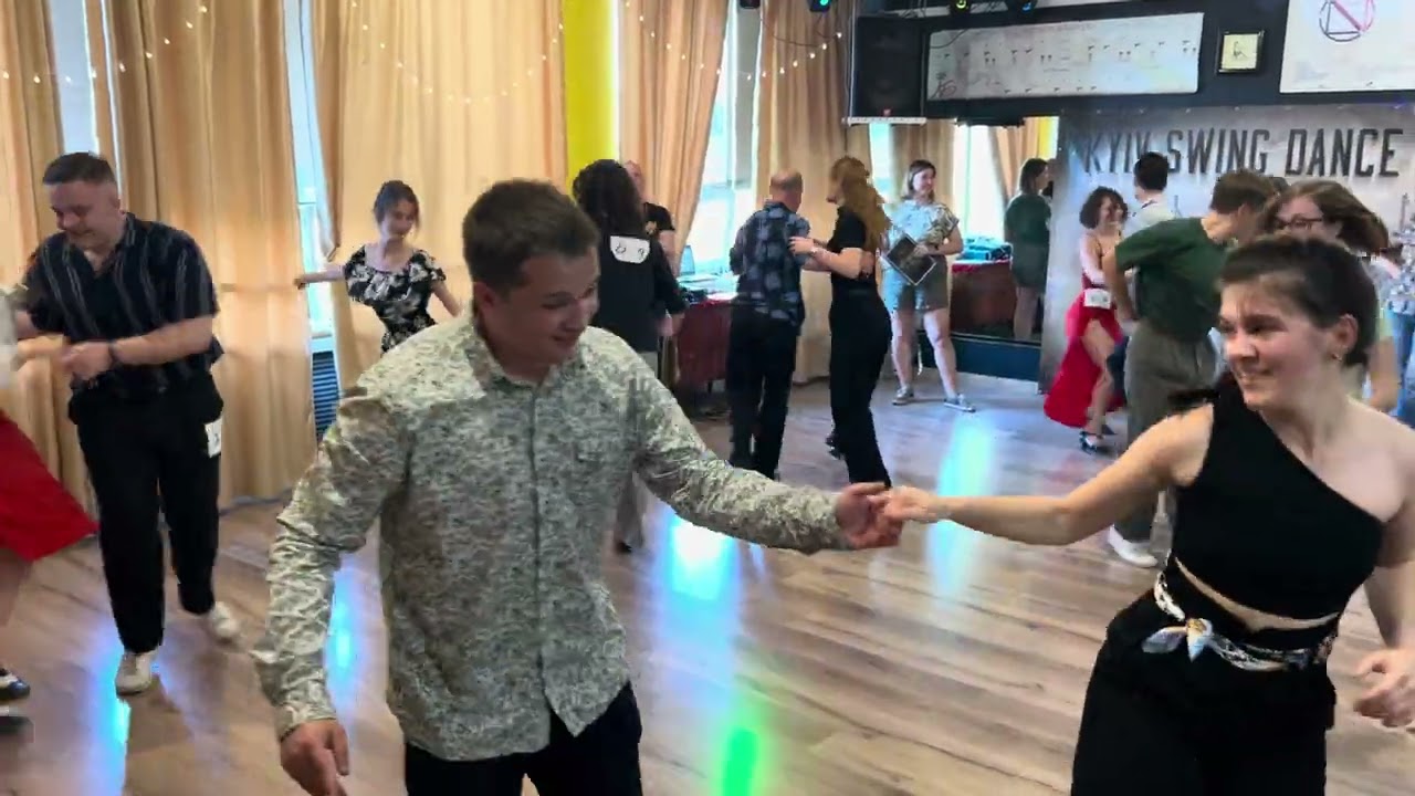 Lindy Hop M&M Open. Prelim. Heat 1, Song 3