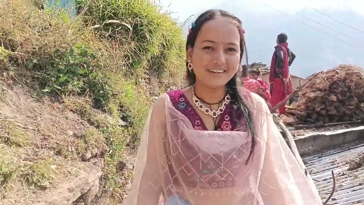 Sadi भी हो गई संपन्न 👫👫 लोग बारात में जाते समय डोल दमाउ में बहुत नाचे💃💃