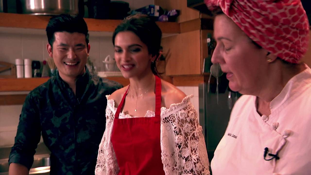 Deepika Padukone turns chef in Madrid