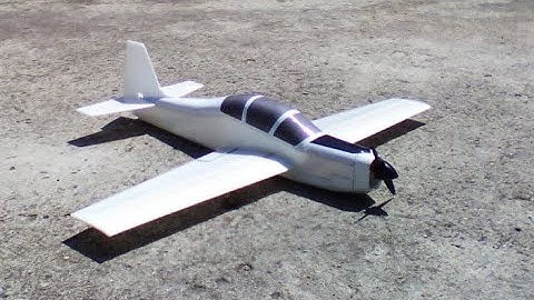 My scratch built rc airplane Tucano EMB-312 flight.