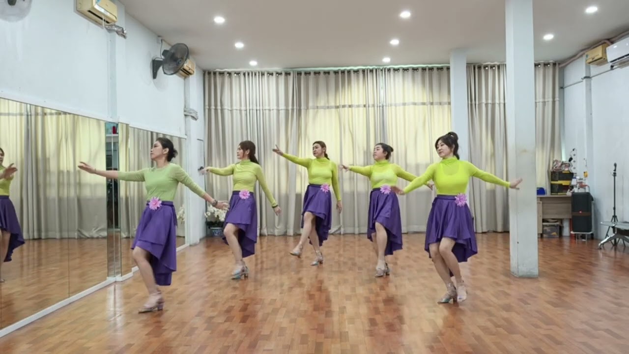 CRISTAL 水晶 (Shui Jing) choreo : Ernie Yin