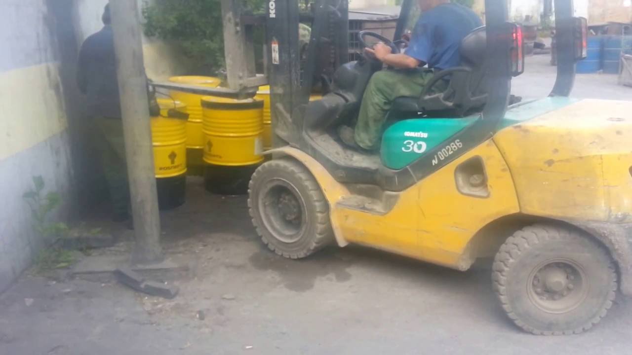 Захваты для перевозки бочек.