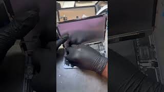 iPad Mini 6th Gen screen repair 🔧  From cracked to like new with a professional screen replacement.