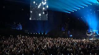 Земфира - Жить в твоей голове (Москва, Music Media Dome, 24.02.22) screenshot 5