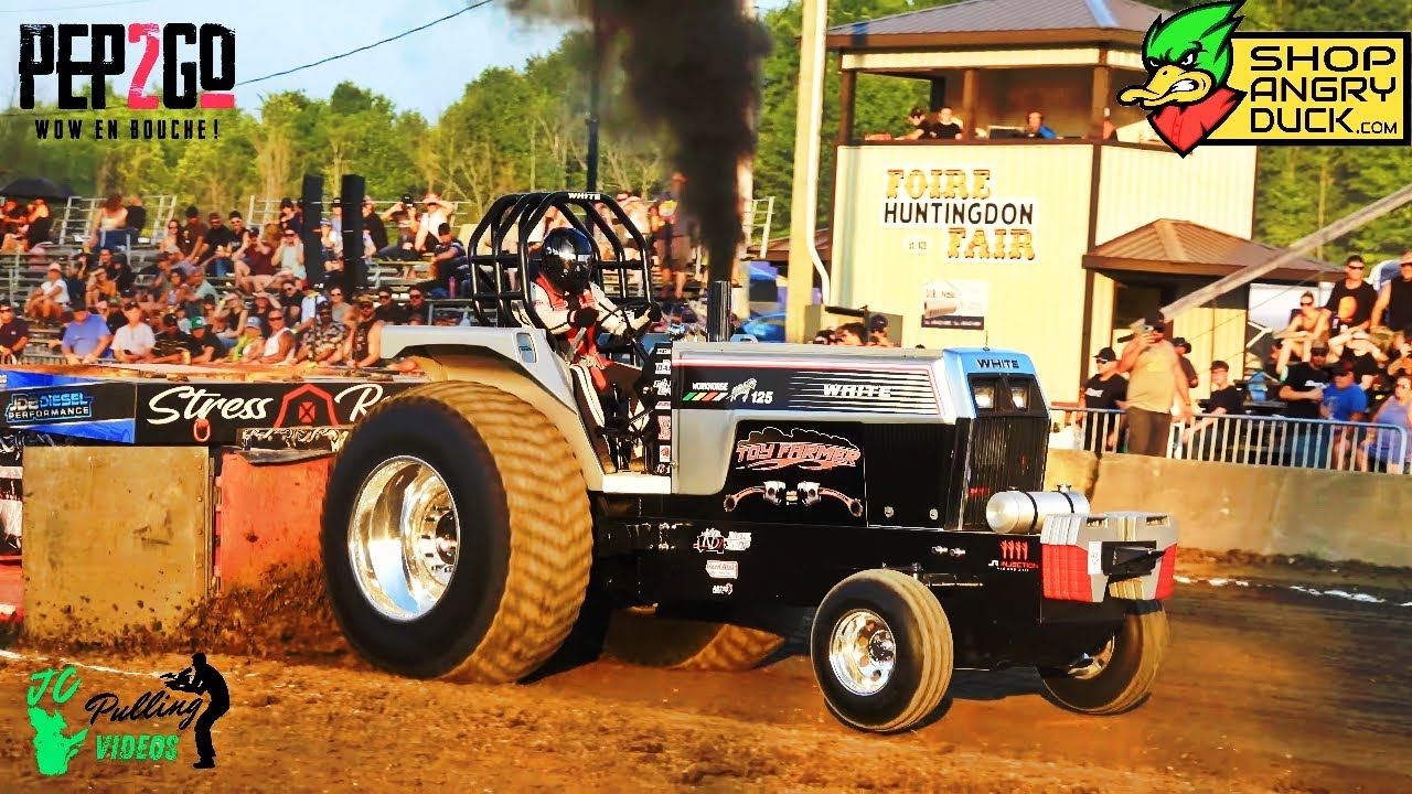 Hot Farm Tractors at Huntingdon Fair ASTTQ Tractor Pulling 2025