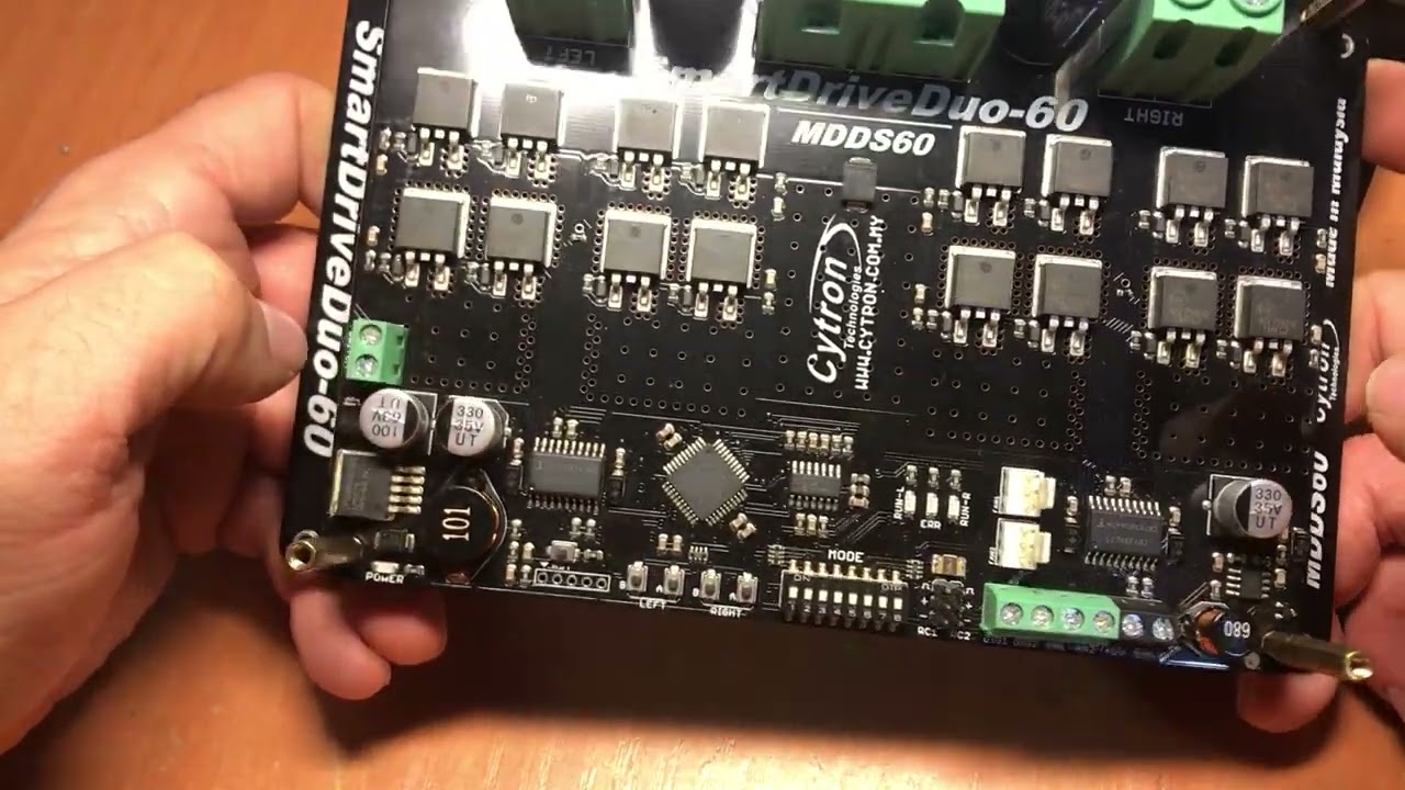 Cytron SmartDrive Duo-60 モータードライバーボード Cytron SmartDriveDuo Smart Dual Channel 60A Motor Driver - RobotShop