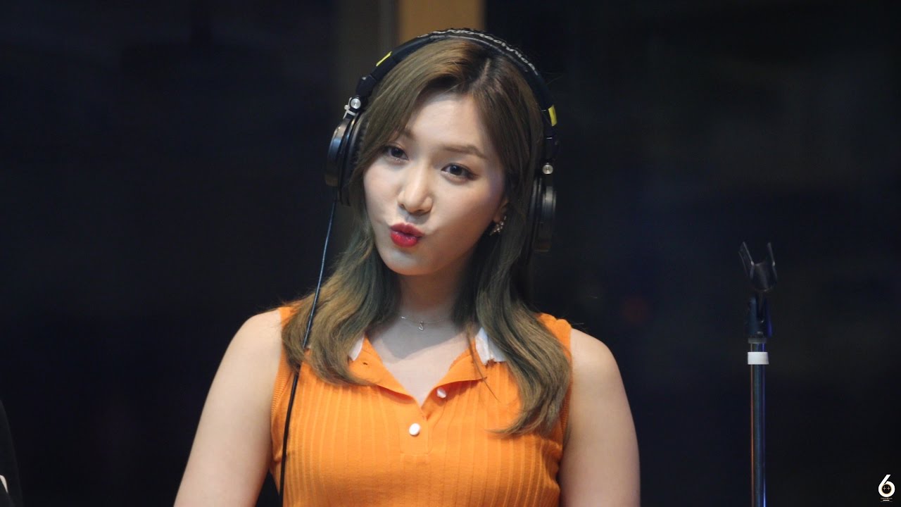 170514 이윤석,최희의 좋은주말 라붐(LABOUM) - Hwi hwi 소연 직캠