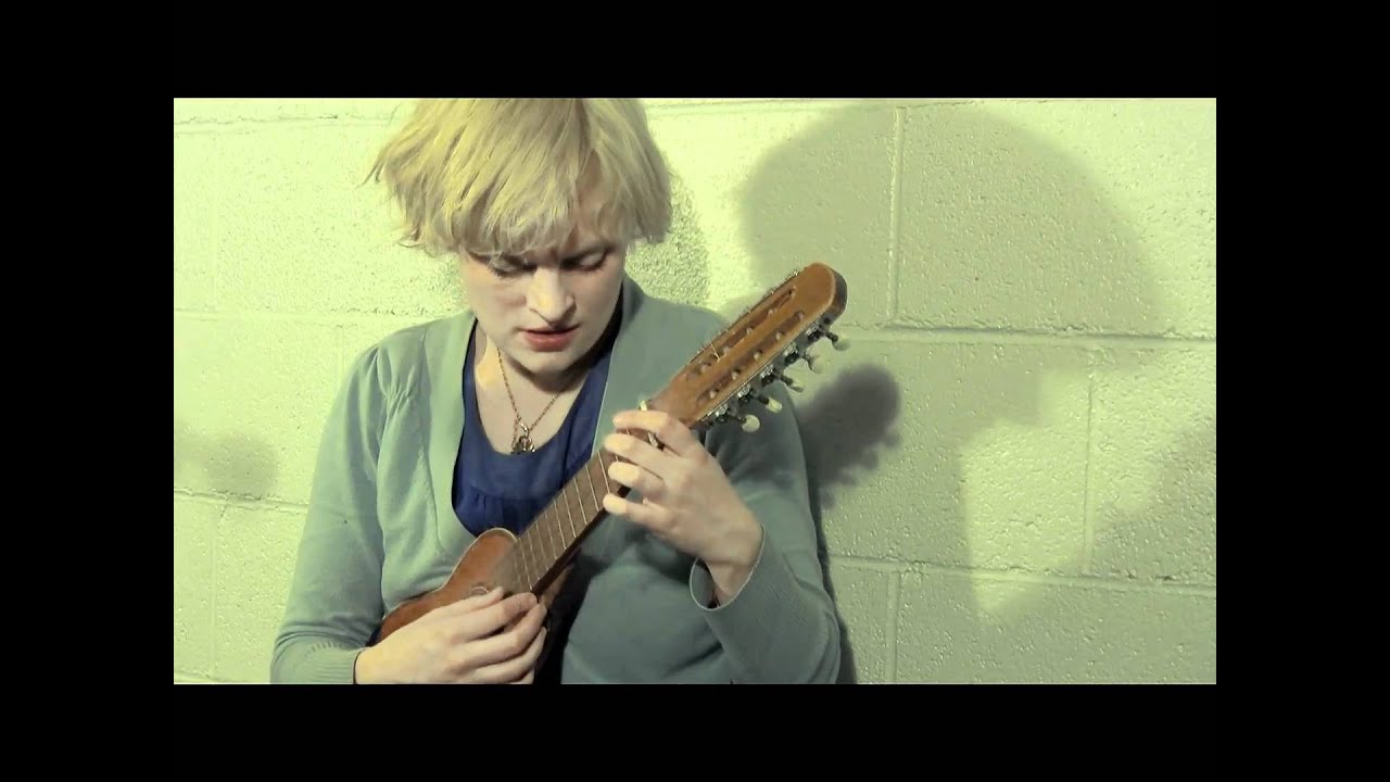 Watch Ólöf Arnalds performs Moldin on YouTube Watch Ólöf Arnalds performs Moldin on YouTube