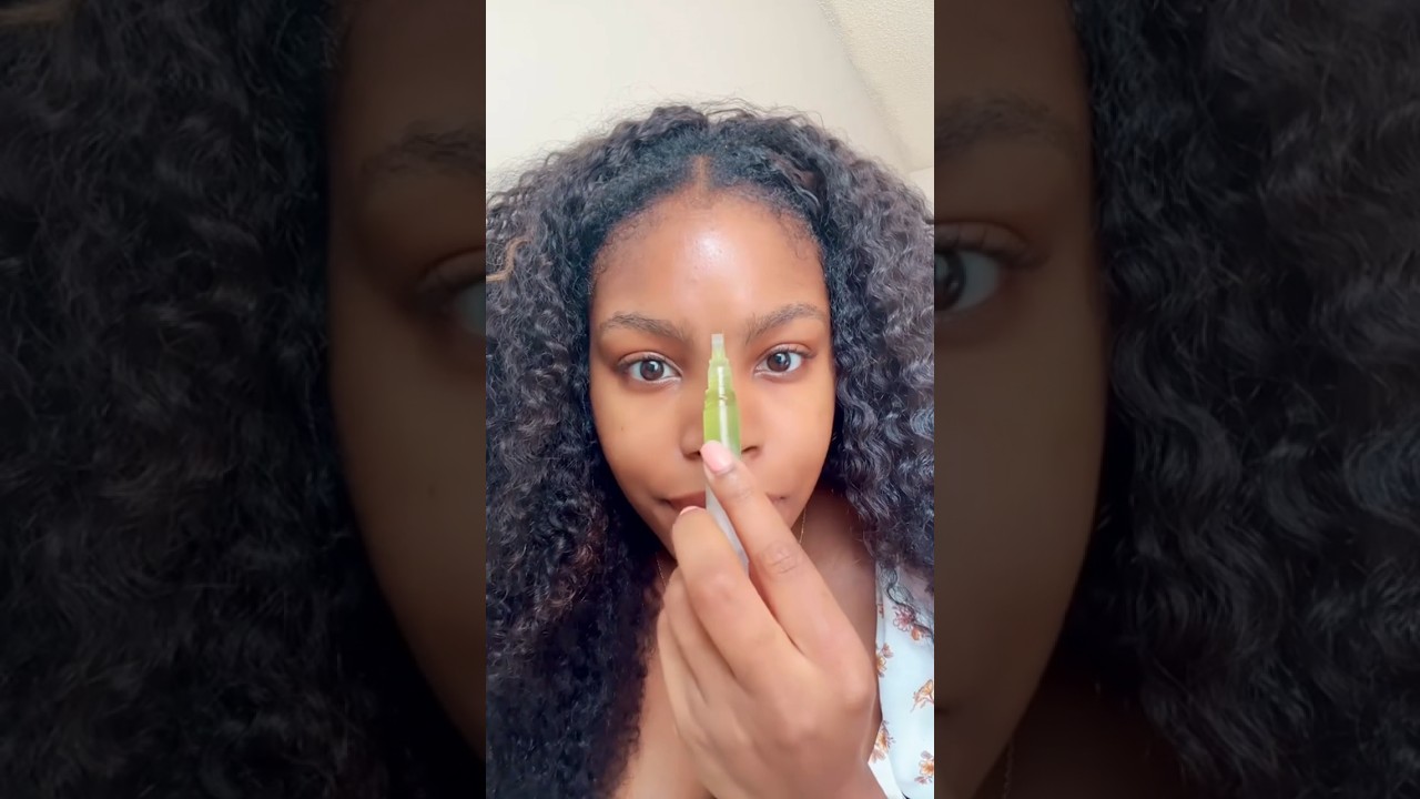 How to wax Uni brow from home