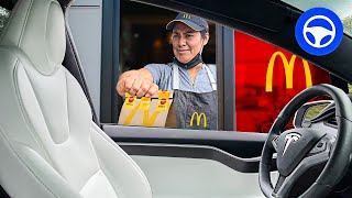 Self-Driving Empty Tesla in Drive Thru! (Autopilot)
