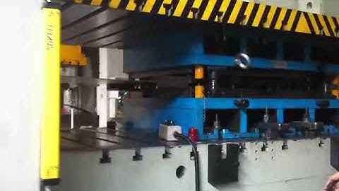 Decoiler straightener and feeder machine 3 in 1