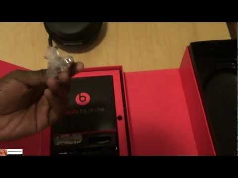 Fake Studio Beats by Dr Dre from Monster Unboxing & Review