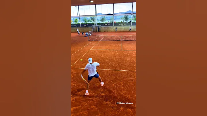 Rafa Nadal sending huge forehand bombs at the Rafa Nadal Academy before coming to Roland-Garros - DayDayNews