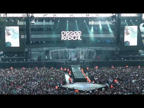 Dizzee Rascal - Baseline Junkie - Ricoh Arena, Coventry 22/05/13 Supporting Muse (HD)