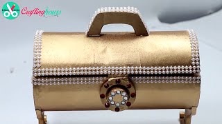 How to make Antique Royal Maharaja Style Jewellery Box / Gift Box with Paper and Cardboard. Subscribe to CraftingHours here: 