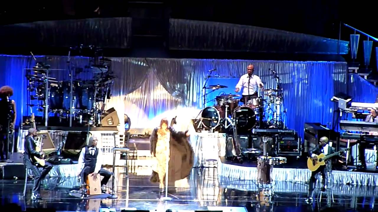 Whitney Huston I will always love you (concerto Assago 2010)