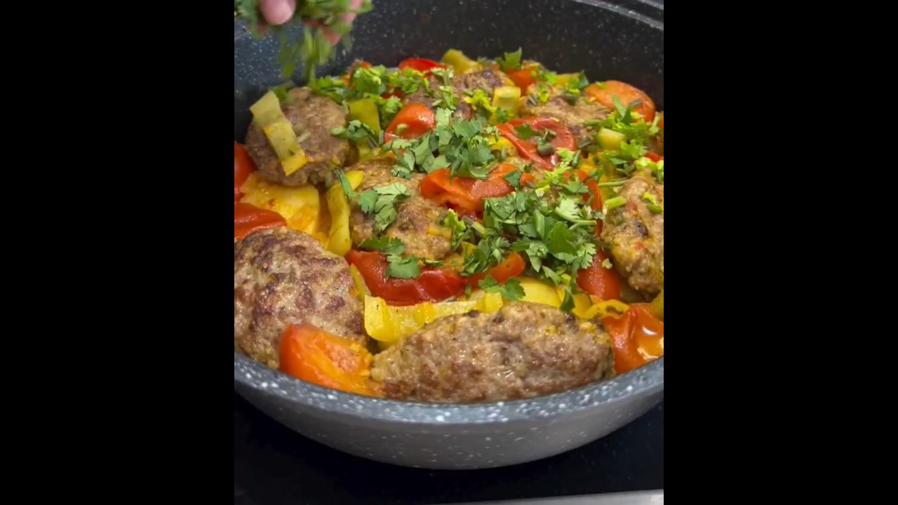 #köftetarifleri #köfte #izmirköfte #yemektarifleri #pratiktarifler #food #tarif #yemek #nefis #fypシ #köftetarifleri #köfte #izmirköfte #yemektarifleri #pratiktarifler #food #tarif #yemek #nefis #fypシ