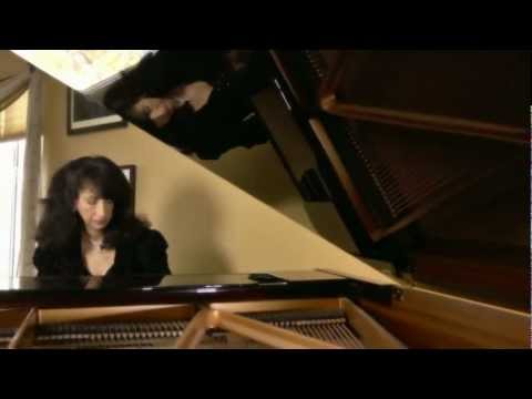 Lisa Downing - "Diaphanous Breeze" music video