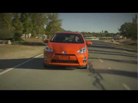 Official: Toyota Prius C Hybrid 2 YouTube player