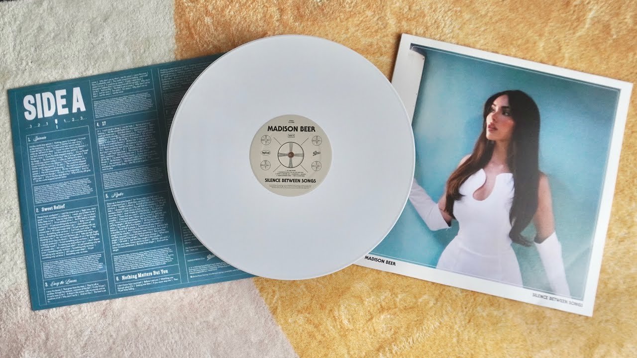 Madison Beer - Silence Between Songs (Walmart Exclusive Silent