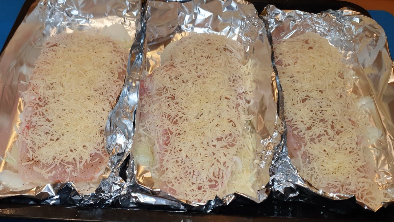 Пангасиус в духовке под сыром. Как приготовить рыбу в духовке #рыбавдуховке