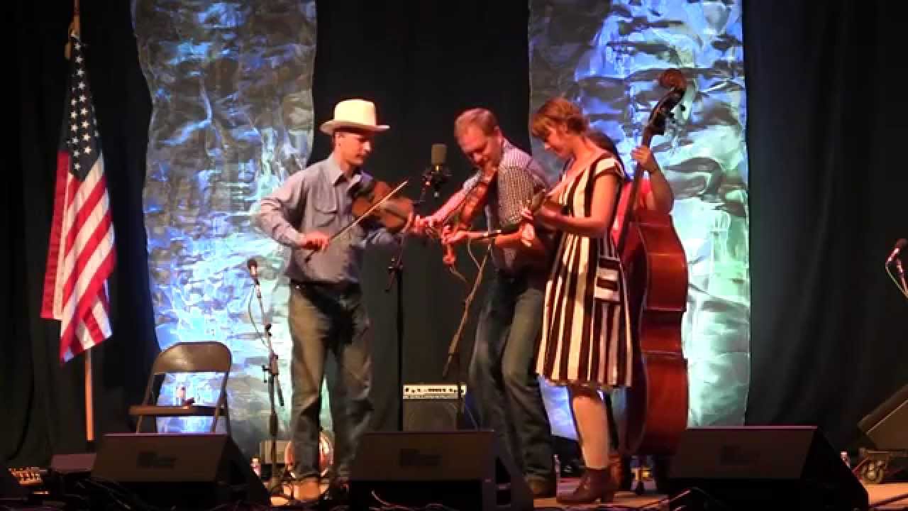 Fiddler's Dream - Foghorn Stringband at CBA Festival