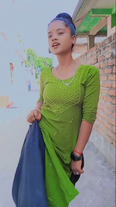 Aye raja peeche peeche mare dhodi ke niche niche#short #viral #viralshorts #shortvideo#Bhojpuri song