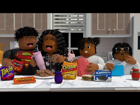 OUR CHAOTIC FAMILY NIGHT ROUTINE!!! 😴* grandma comes over?!* || Roblox voiced roleplay 🔊