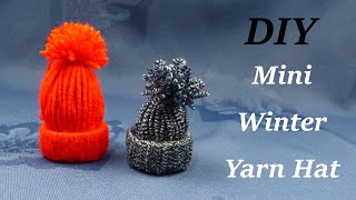 Mini winter yarn hat. DIY Christmas decorations