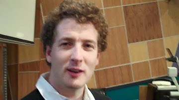 SQLBits 7 - York - Simon Sabin (and his phone)