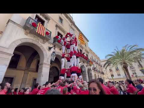 Castellers de Barcelona: 5 de 7 - Diada de Sant Jordi a Vilanova i la Geltrú 2026