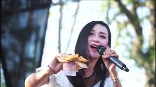 Mundur Alon Alon - Elsa Safira | Om Adella Rhicuh Community 2019