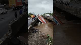 Truck Fell Into River … Out of Control 🚨!!
