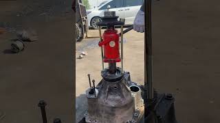 Professional maintenance of Dongfeng Longqing DT14 gearbox #automotivetools #automobile #carworkshop