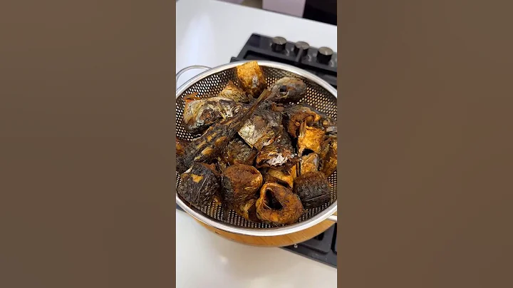 Fried Mackerel Fish. what are you going be paring this with?#food  #fishrecipe