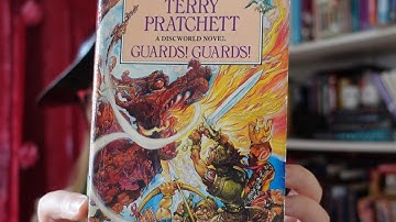Discworld 8 - Guards! Guards!