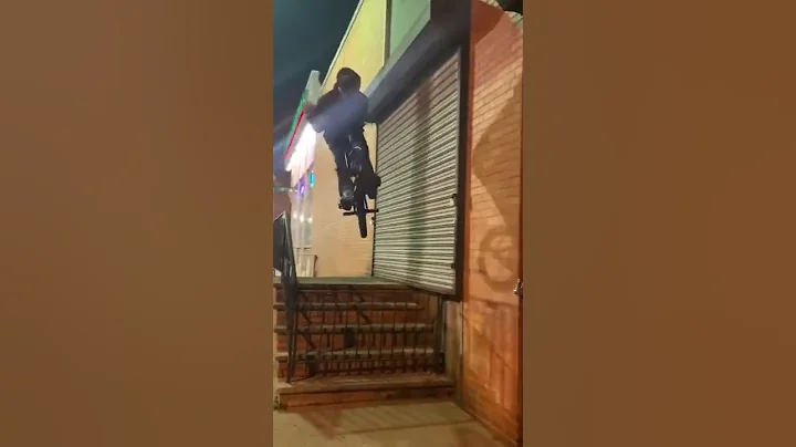 Harrison Arcarihow?! #kinkbmx #bmx #street