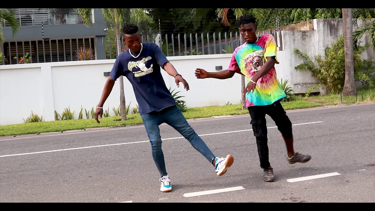 Maccasio SHEEKENA   Official Video by ACCRA BEST DANCES