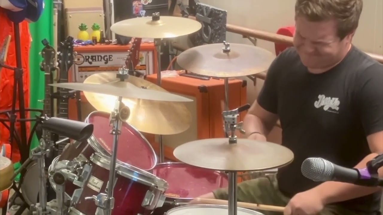 Foo Fighters-The Pretender-Drum Cover by Thomas Kaye
