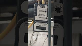 carrier 30xa chiller vaccum testing #hvactechnician #chiller #hvac #vaccum