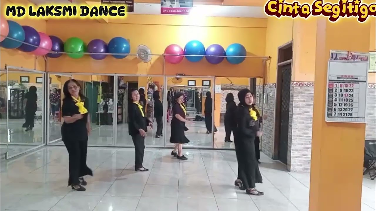 CINTA SEGITIGA//LINEDANCE//CHOREO MD LAKSMI
