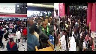 Black Friday 2018 madness in South-Africa : huge lines and everybody going crazy
