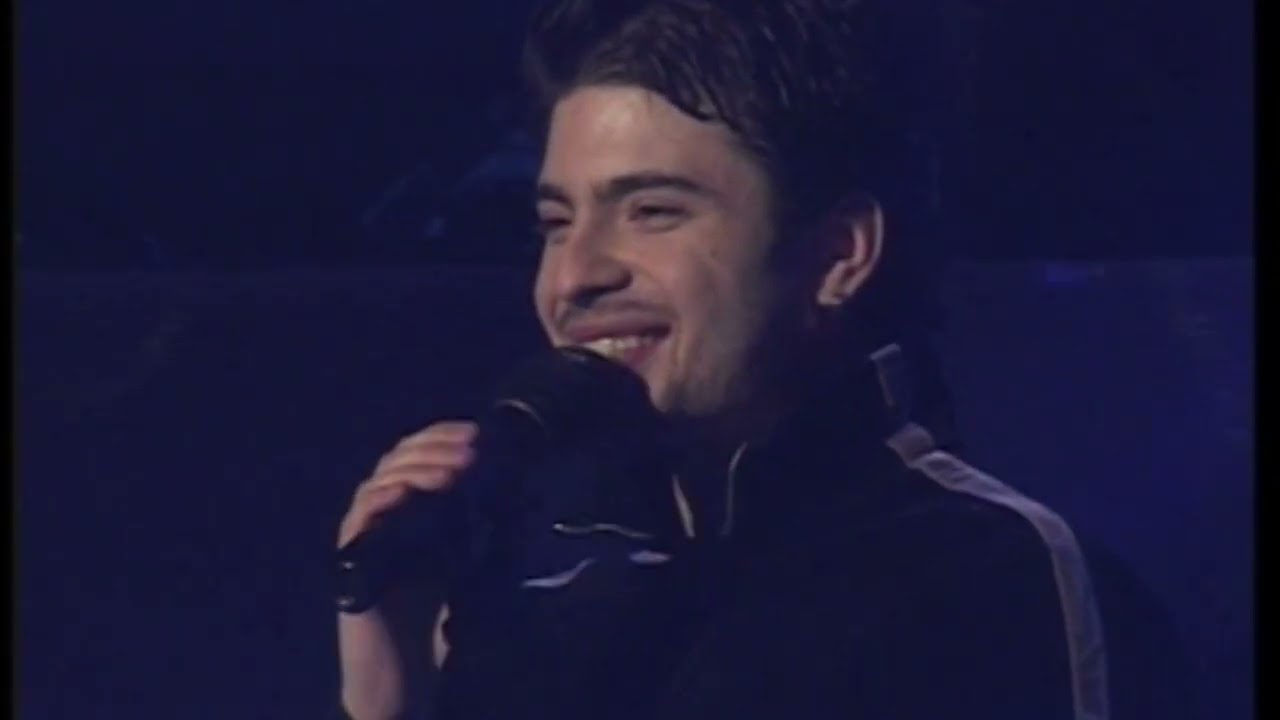 Tose Proeski & Aki Rahimovski - Jesen u meni (Official video) ZLATNA BUBAMARA 2004