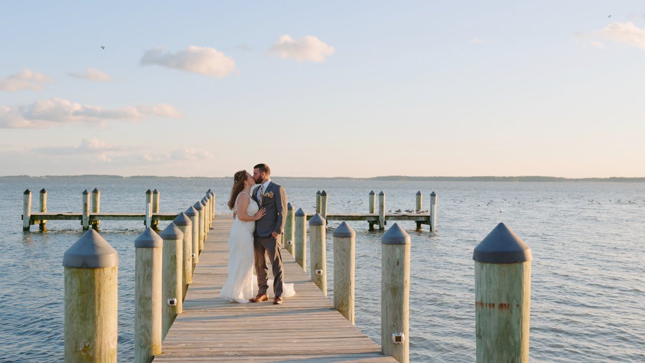 Kelly + Kenney | Real Wedding | Rehoboth Beach Country Club, Rehoboth, Delaware